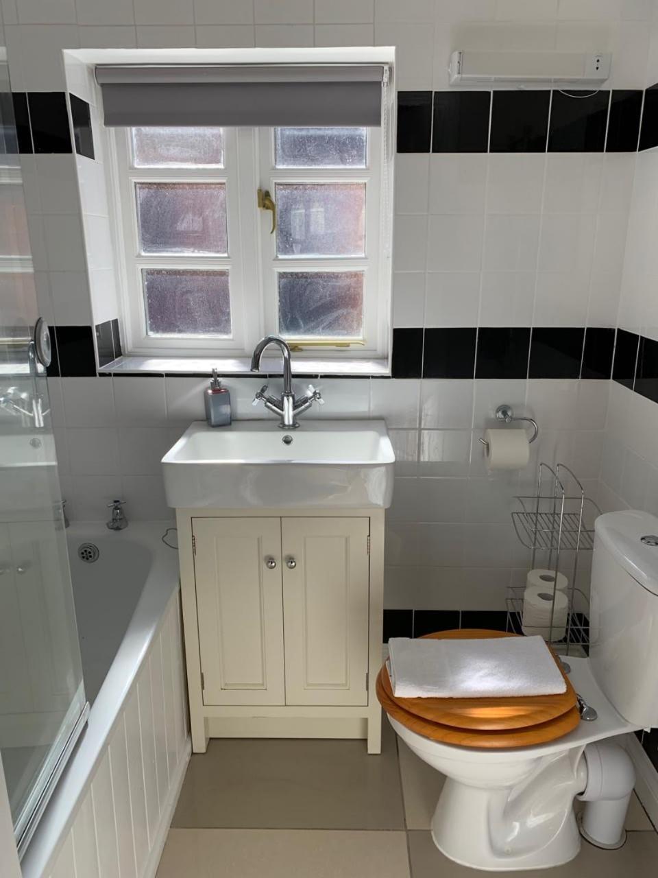 דידקוט Ashbrook Lewis - Two Bedroom, Two Bathroom Cottage Nr Harwell Oxford מראה חיצוני תמונה